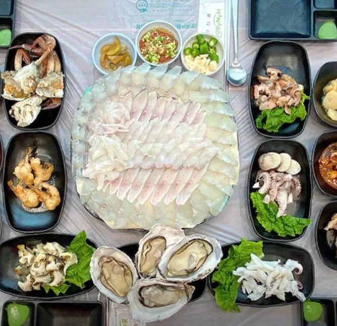 6시내고향 고흥 삼치, 나로도항의 보물! 입안에서 사르르 녹는 제철 삼치회 맛집 서울식당