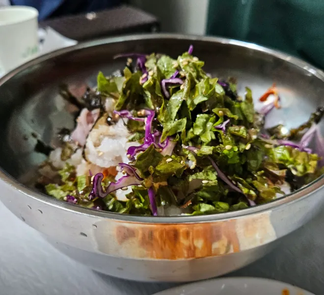 동네한바퀴 속초 물회 가자미튀김 회덮밥 맛집 화진호 이선장네 위치 및 예약 주차 정보 정리