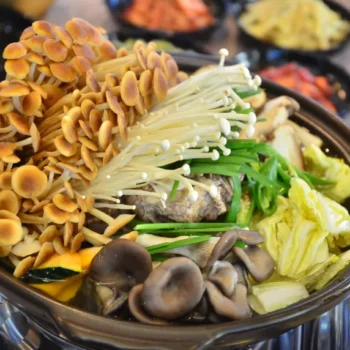 백반기행 강화 젓국갈비전골, 약선버섯전골, , 새우전, 모두부, 마니산단골식당 장윤정도 반한 건강한 보양식