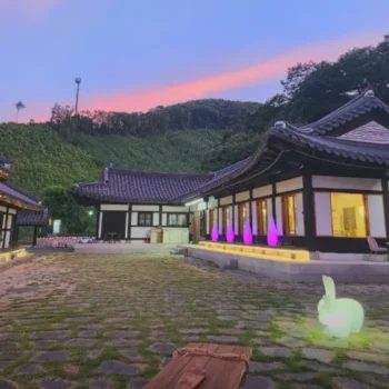 생방송투데이 여주 땅콩크림빵, 여주고구마빵, 고즈넉한 한옥에서 즐기는 이색 디저트, 이리오너라 빵카페