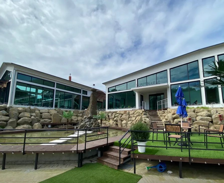 생방송투데이 옥천 전통 카페, 고즈넉한 풍경 속 즐기는 힐링 디저트 두빛나래