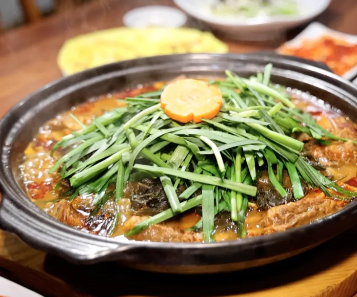 동네한바퀴 용인 산나물소갈비찜 맛집 행복한마당 식당 위치 정보