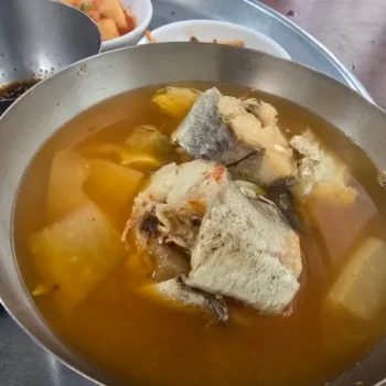 생생정보 부산 중구 동탯국 맛집 달례식당 정자 할매 밥상 위치 및 방문 정보