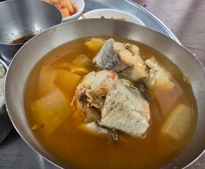 생생정보 부산 중구 동탯국 맛집 달례식당 정자 할매 밥상 위치 및 방문 정보