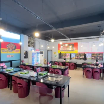 생생정보 장사의 신 30년 내공의 맛, 돼지김치짜글이 맛집 제주생고기짜글이엔두루치기 오산본점 위치 정보